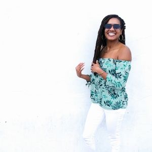 Meet your Posher, Stephanie